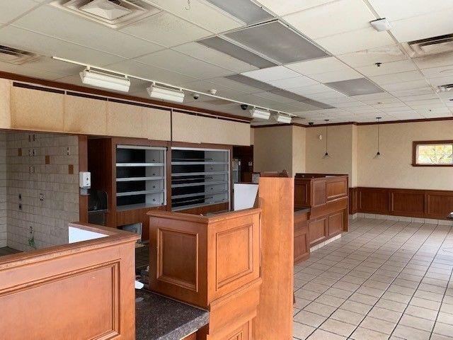 711 Front Street Property Photo 2