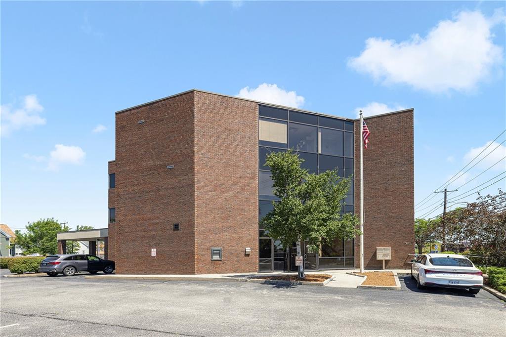 999 South Broadway Unit 1 Property Photo 26