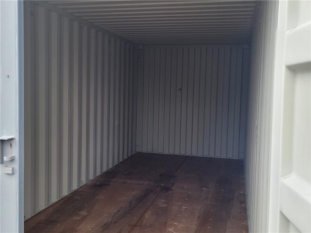 1074 East Main Road Property Photo 30