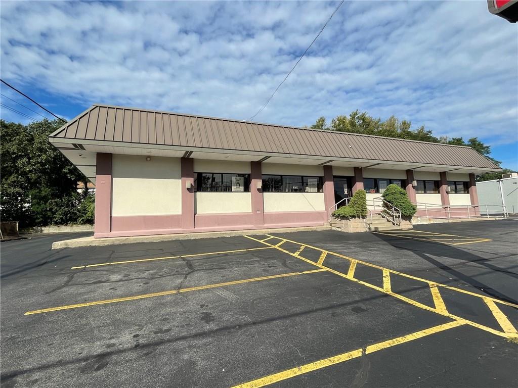 400 Atwood Avenue Property Photo 1