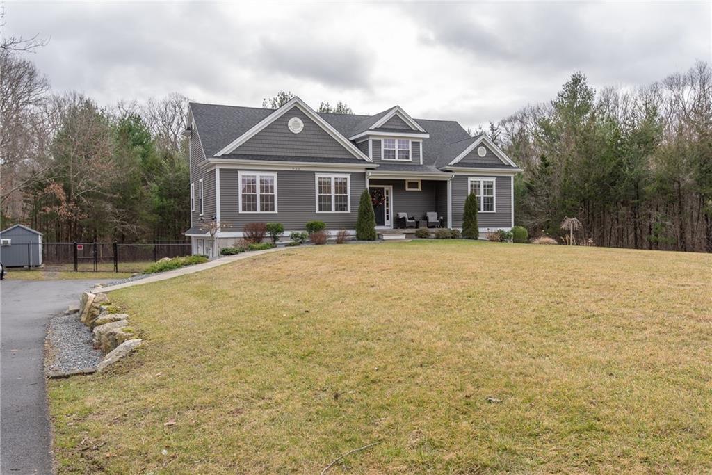 933 Pleasant Street Property Photo 3