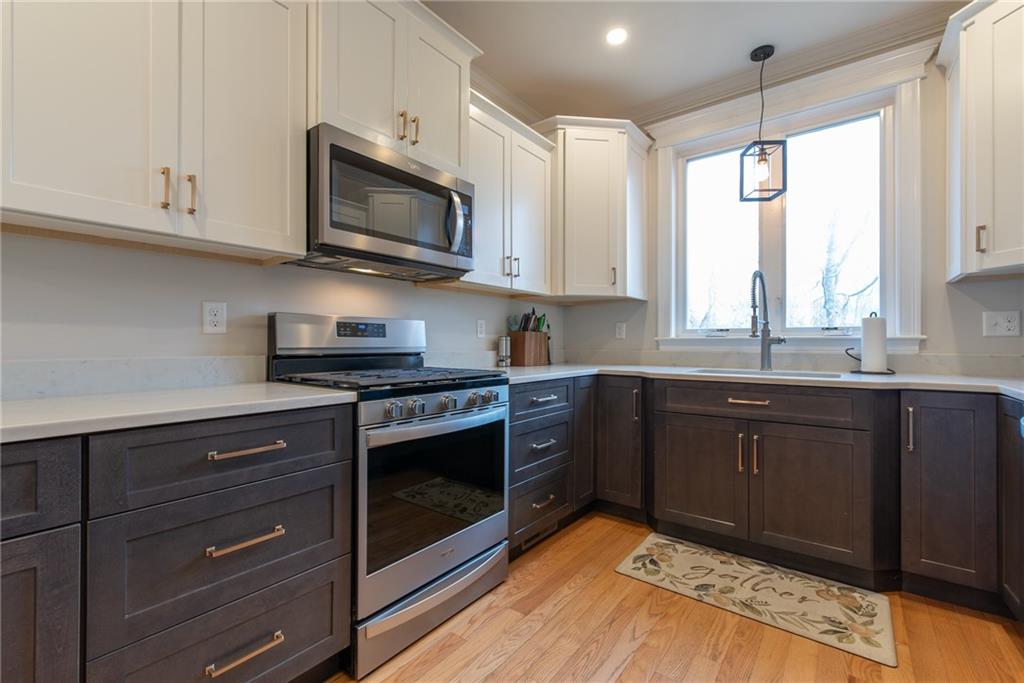 933 Pleasant Street Property Photo 15