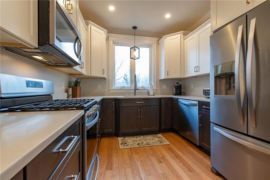 933 Pleasant Street Property Photo 16