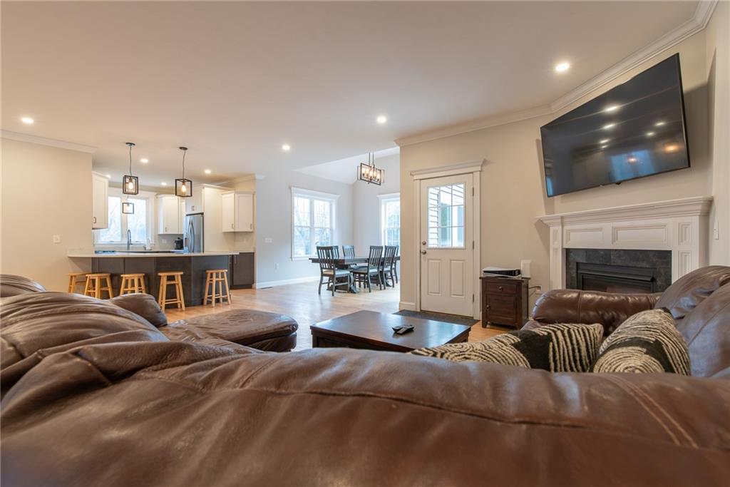 933 Pleasant Street Property Photo 18