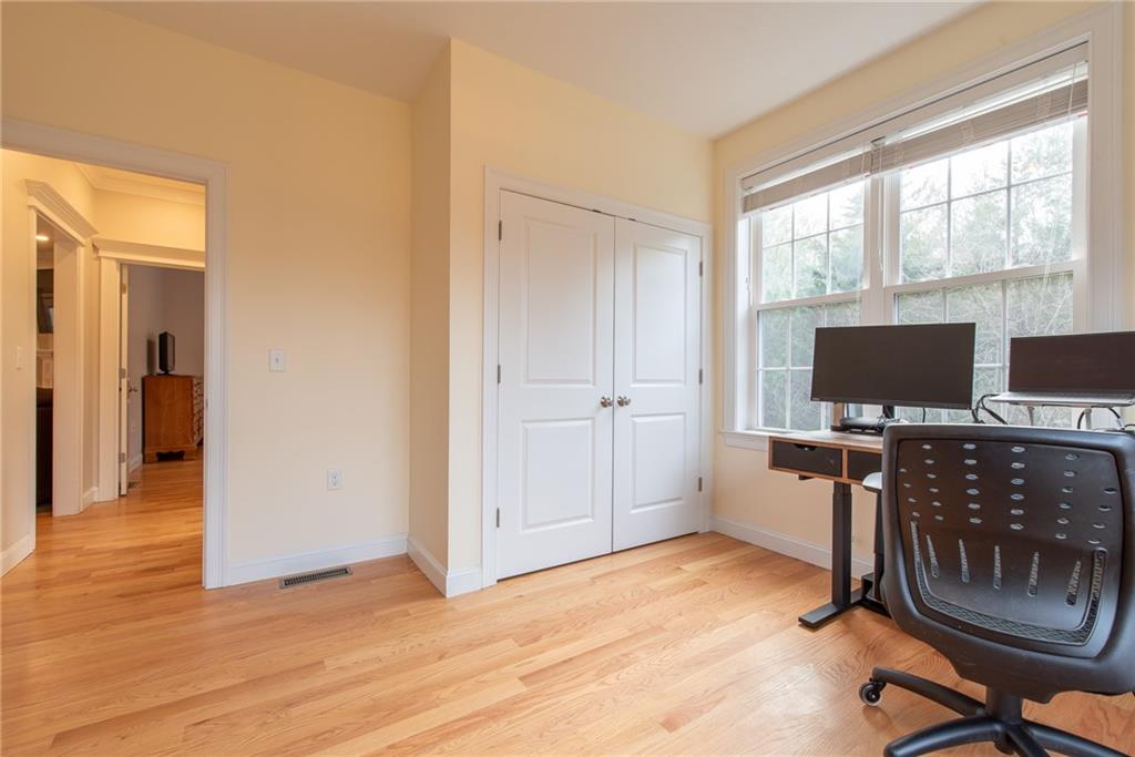 933 Pleasant Street Property Photo 26