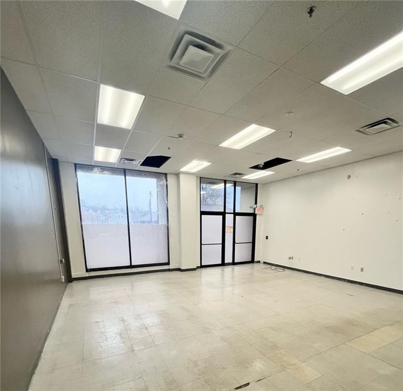 1 Social Street Property Photo 7