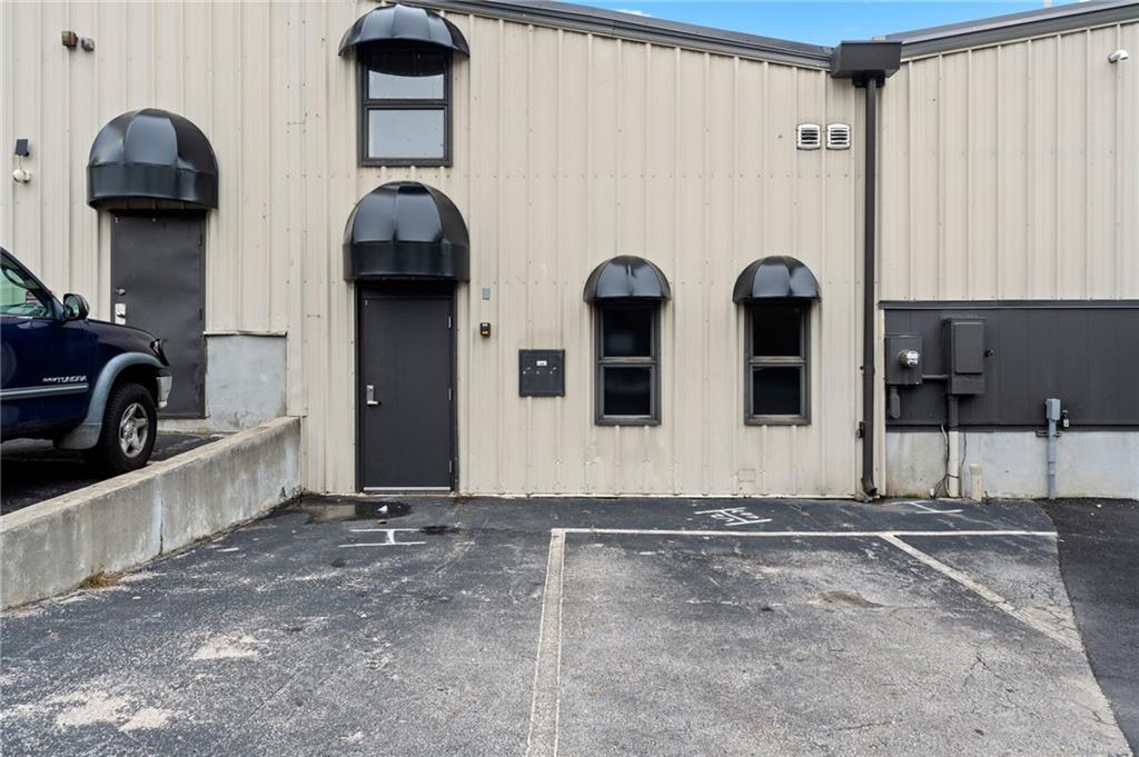 255 Legris Avenue Unit 3 Property Photo 2