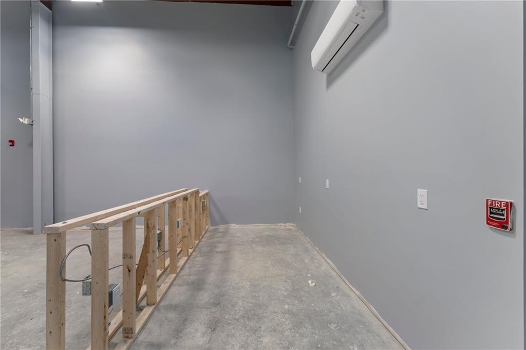 255 Legris Avenue Unit 3 Property Photo 6