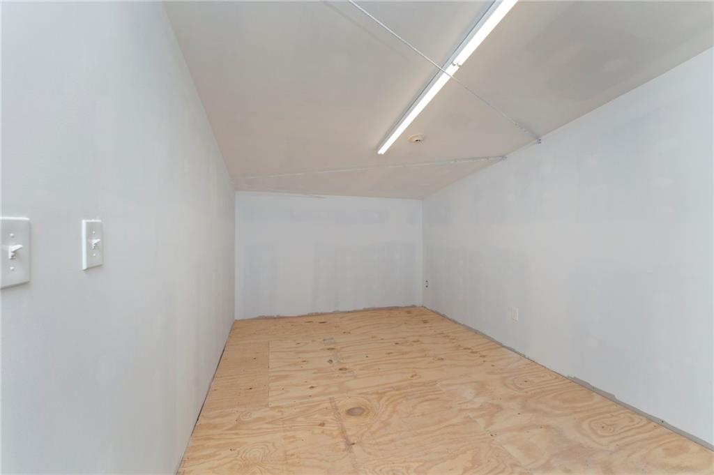 255 Legris Avenue Unit 3 Property Photo 14