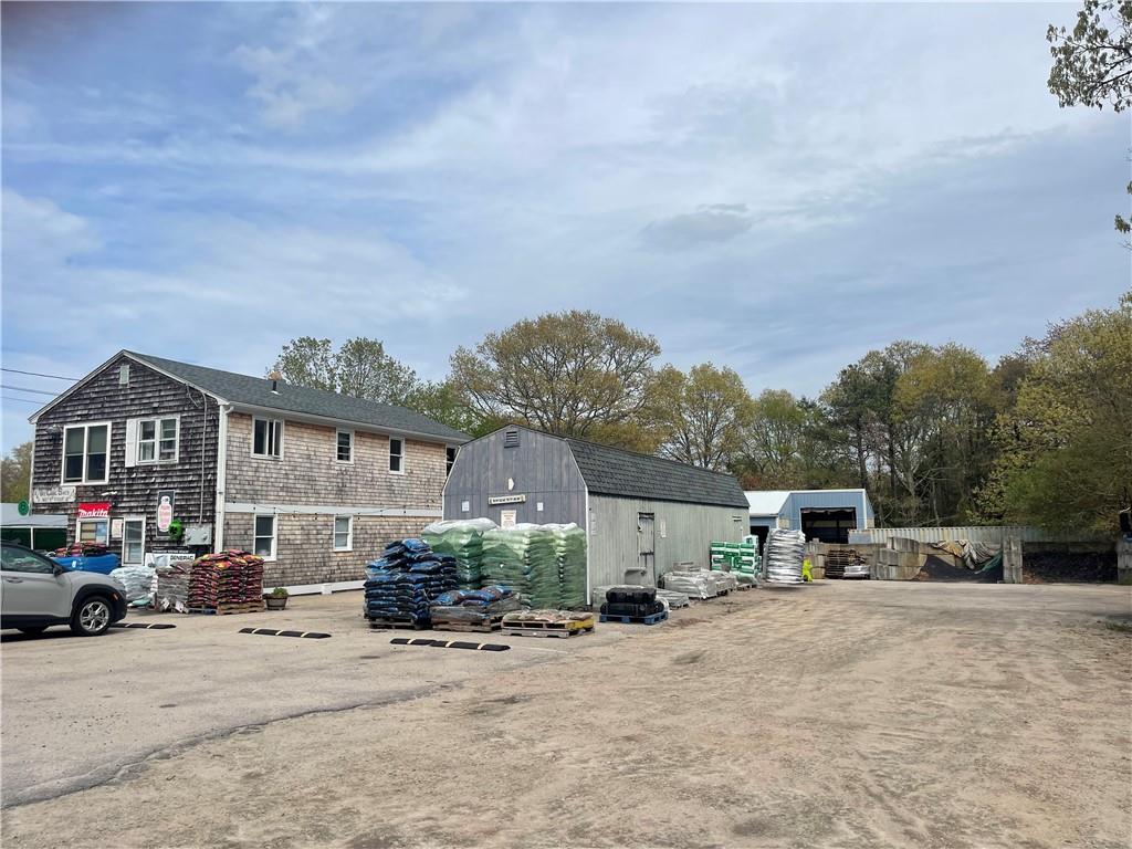8 Ridgewood Road Property Photo 4