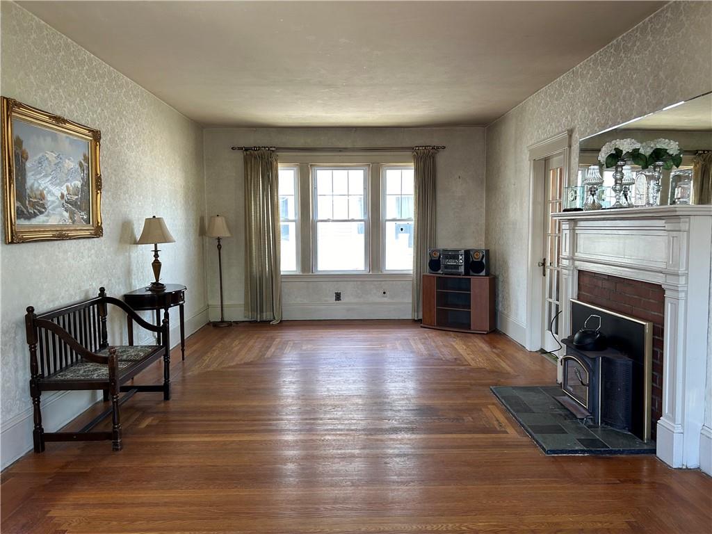 12 Bloomfield Street Property Photo 7