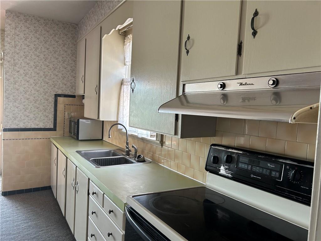 12 Bloomfield Street Property Photo 18