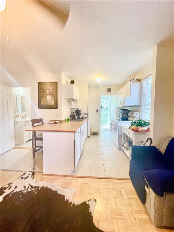 5 Whitwell Avenue Unit B Property Photo 10