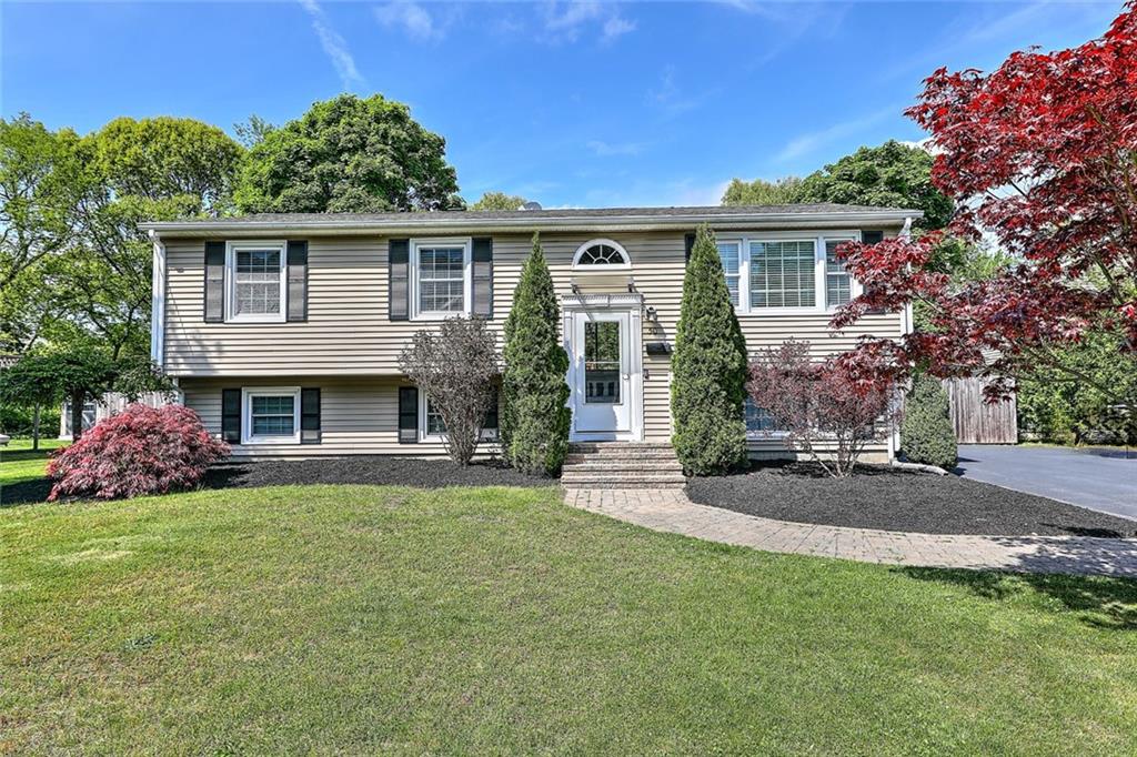 50 Larochelle Avenue Property Photo 1