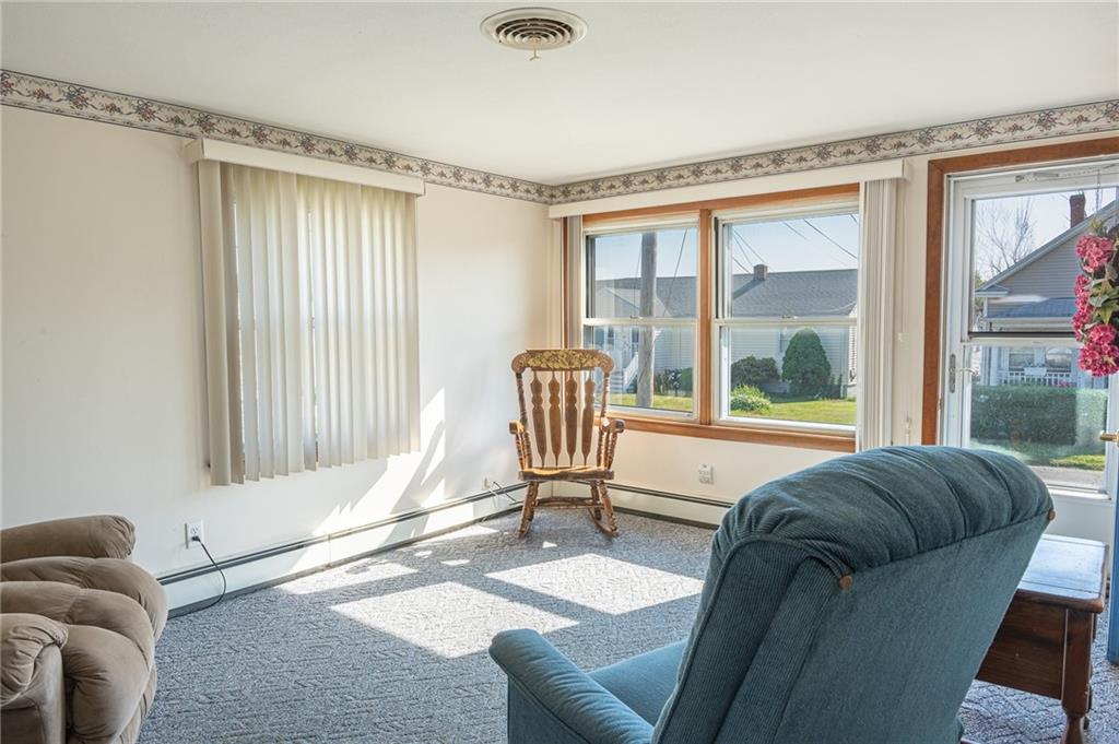 39 Irving Street Property Photo 5