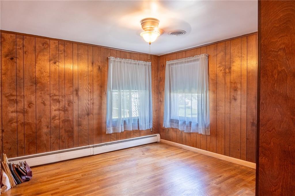 39 Irving Street Property Photo 8