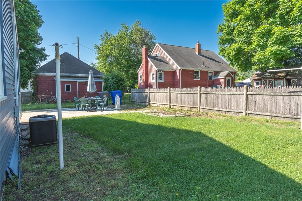 39 Irving Street Property Photo 18