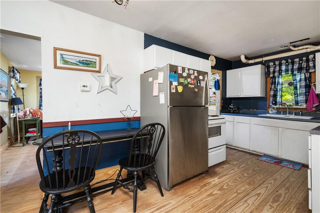 92 First Road Property Photo 6