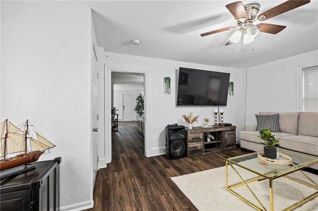 112 Briggs Street Property Photo 11