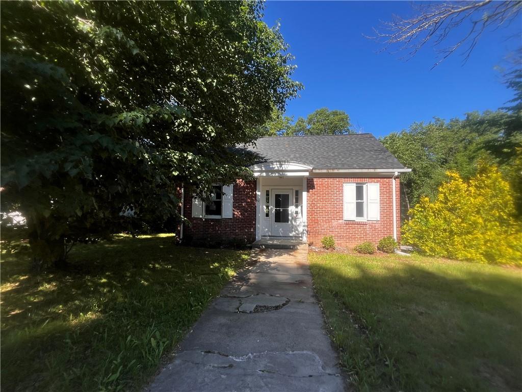 92 North Main Street Property Photo 1