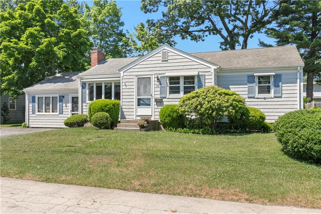 143 Holland Avenue Property Photo 2
