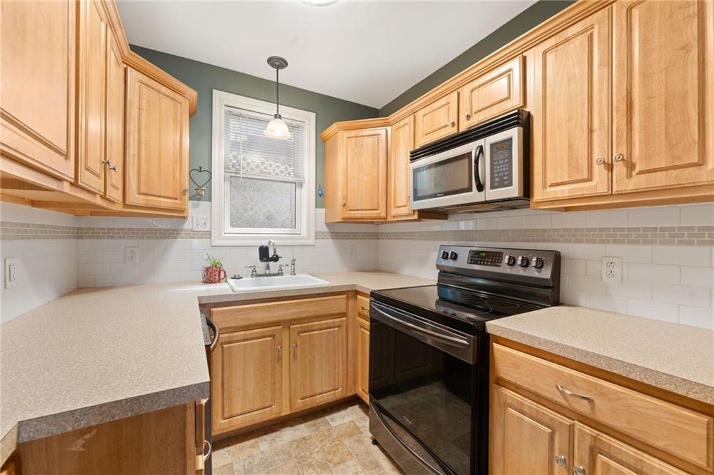 313 Durfee Street Unit 1s Property Photo 14
