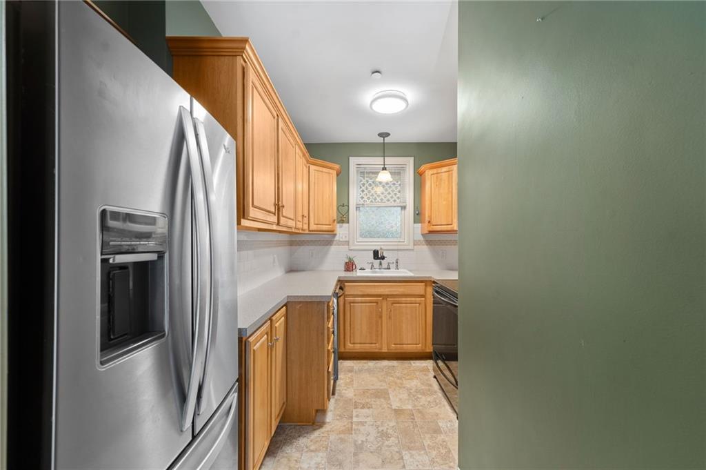 313 Durfee Street Unit 1s Property Photo 15
