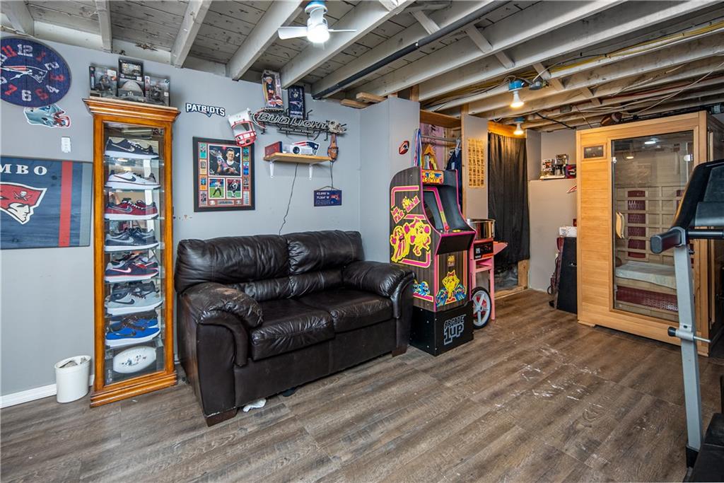 55 Clyde Street Property Photo 25