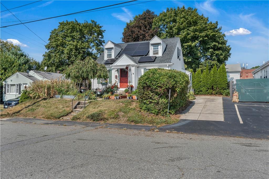 7 Manuel Avenue Property Photo 25