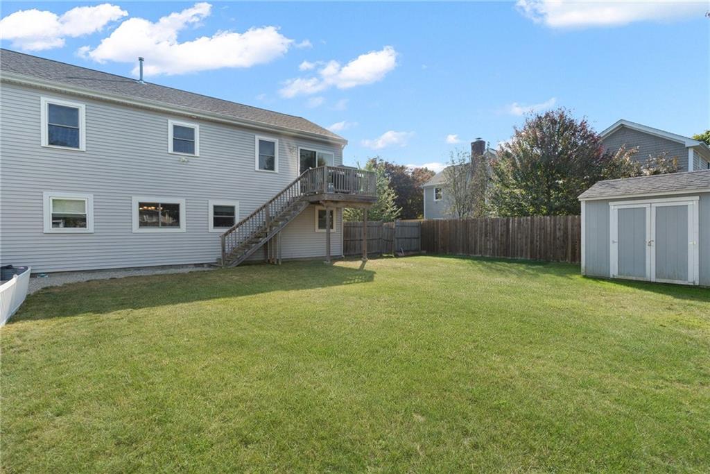 35 Shadbush Road Property Photo 23