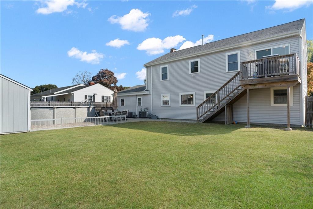 35 Shadbush Road Property Photo 27