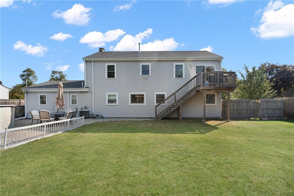 35 Shadbush Road Property Photo 31