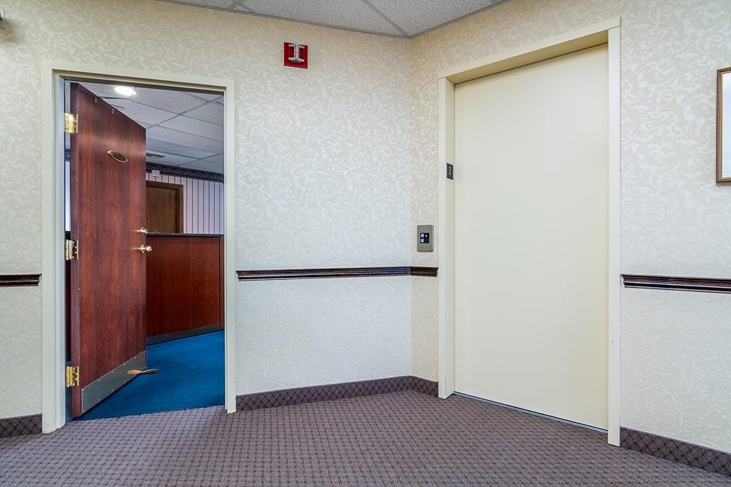 70 Jefferson Boulevard Unit 200 Property Photo 12