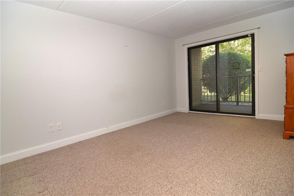 650 East Greenwich Avenue Unit 2-111 Property Photo 19