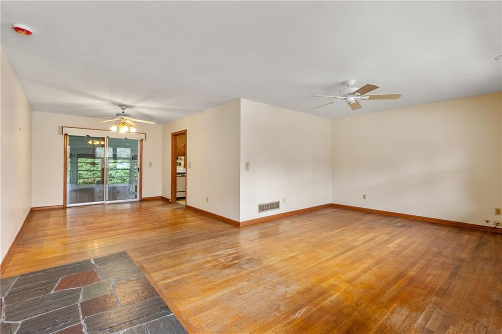 5 Ridgeway Drive Property Photo 7