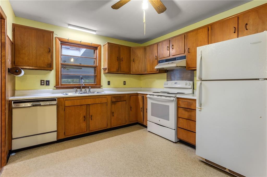 5 Ridgeway Drive Property Photo 15