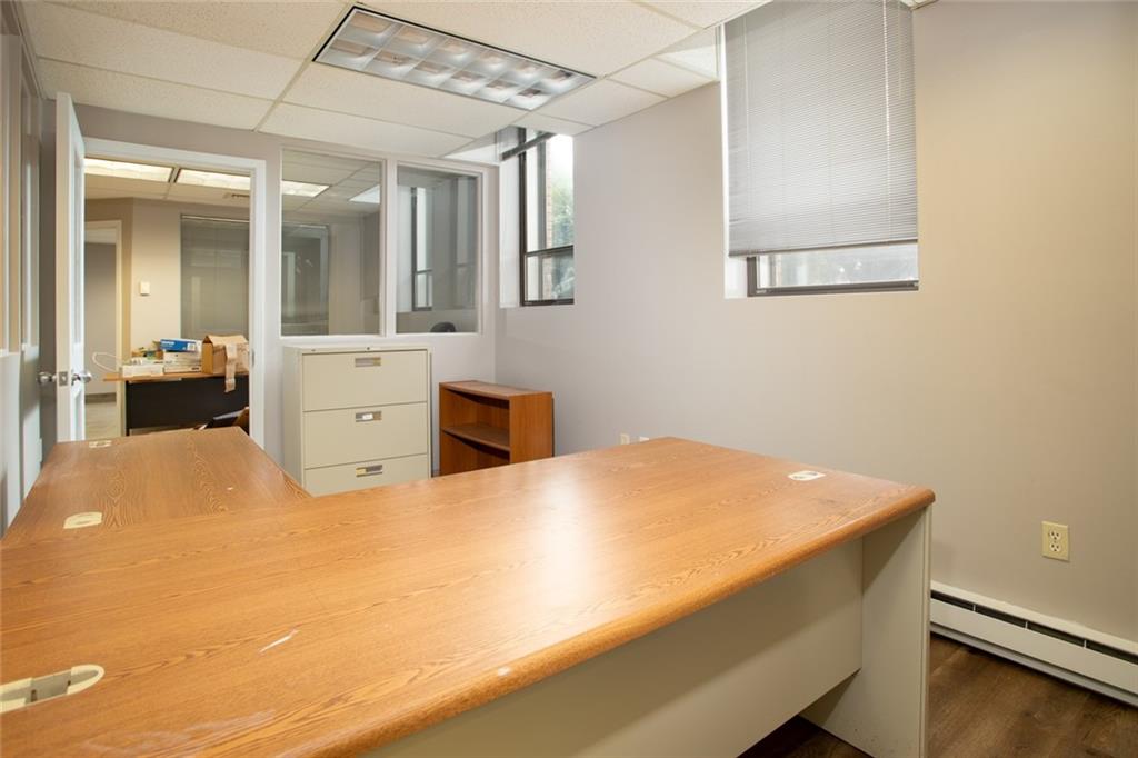 1150 New London Avenue Property Photo 7