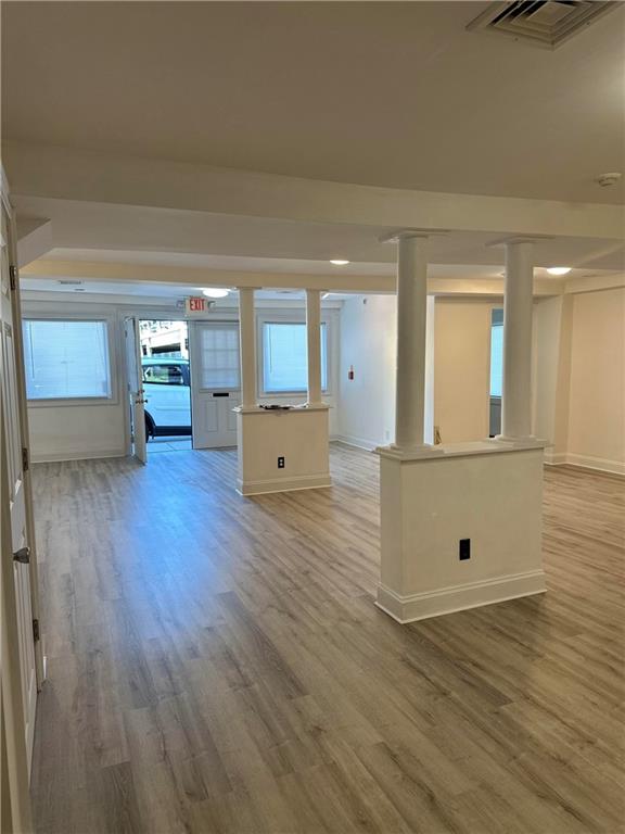 227 Thames Street Unit 6 Property Photo 1