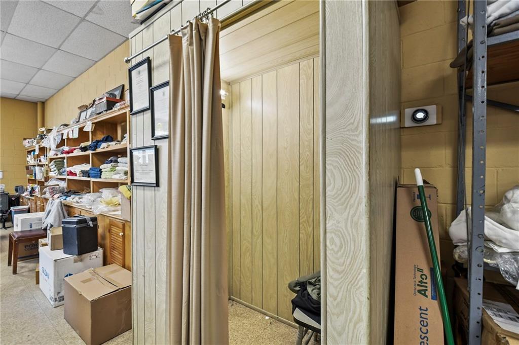 1158 Property Photo 9