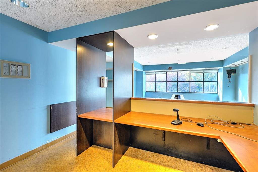 17 Seekonk Street Property Photo 8
