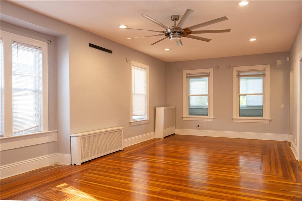 17 River Street Property Photo 8