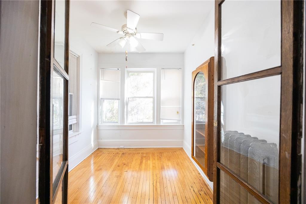 17 River Street Property Photo 16