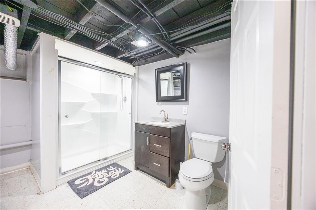 17 River Street Property Photo 28