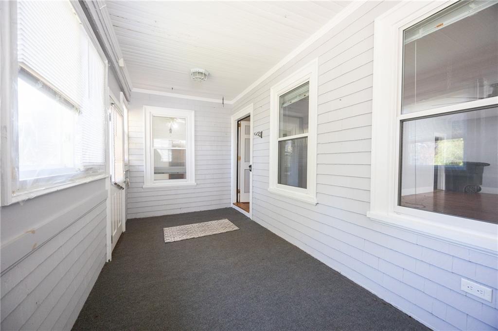 17 River Street Property Photo 34