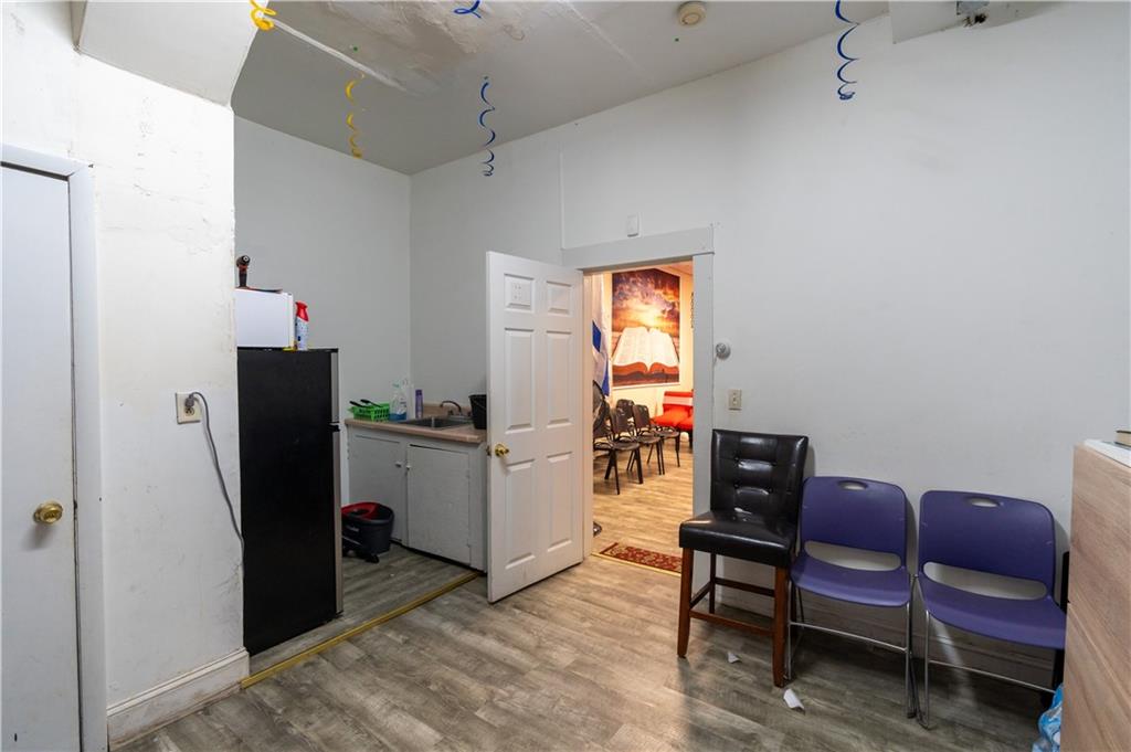 559 Branch Avenue Property Photo 3