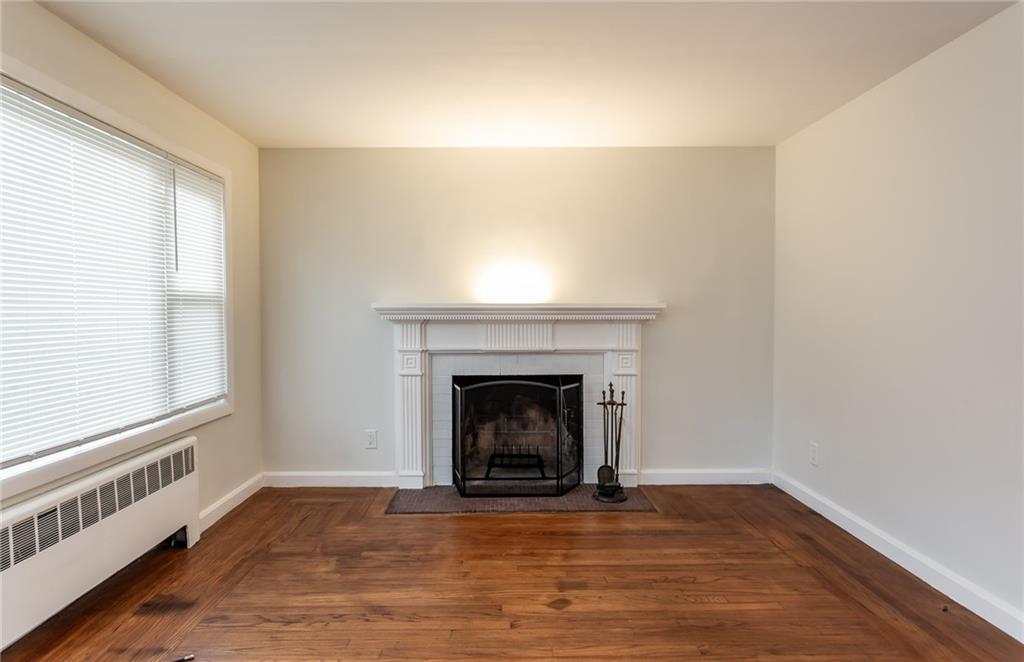 100 Roger Williams Avenue Property Photo 9