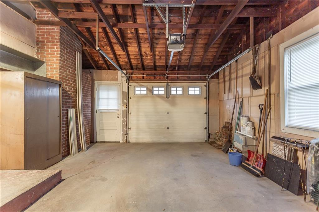 100 Roger Williams Avenue Property Photo 23