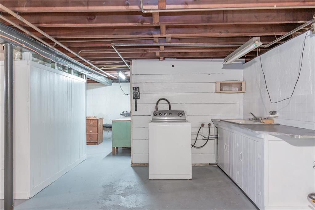 100 Roger Williams Avenue Property Photo 27