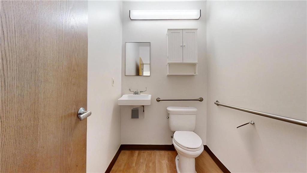 1130 Ten Rod Road Unit B-203 Property Photo 9