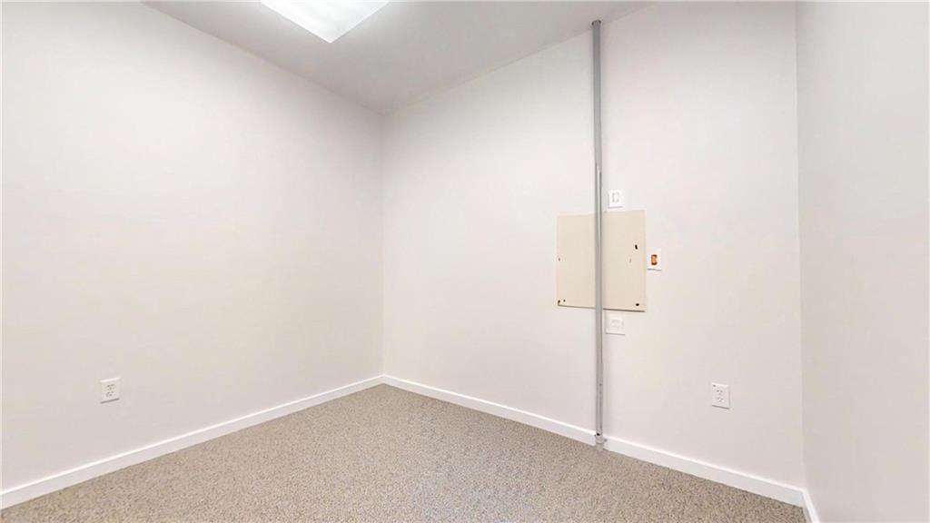 1130 Ten Rod Road Unit B-203 Property Photo 10